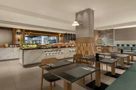 Courtyard by Marriott Bangkok - 79