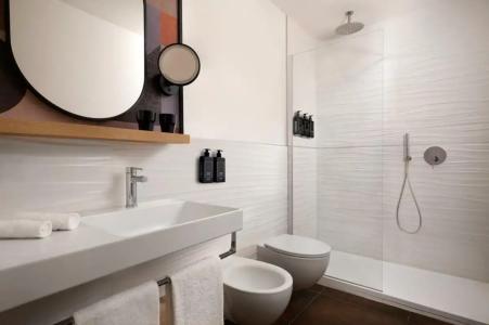 Best Western Plus Spring House - 77