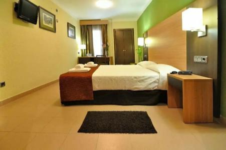 Hostal Ballesta - 67