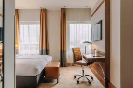 Reichshof Hamburg - 18