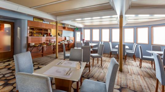 Grand Jules - Boat - 98