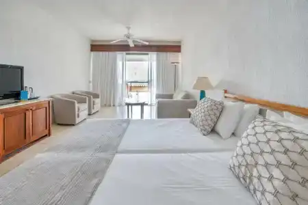 Coral Beach & Resort Cyprus - 27