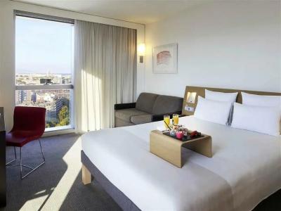 Novotel Barcelona City - 77