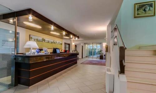 Best Western City - 42
