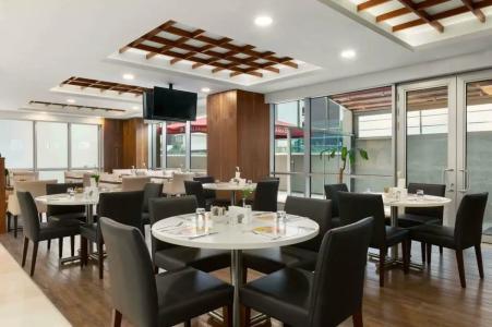 Ramada Encore Istanbul Kartal - 59