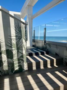 Club House - 54