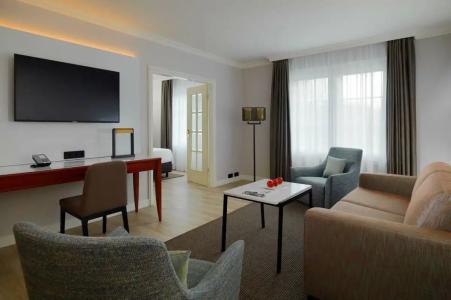 Courtyard by Marriott Hamburg Airport - 53