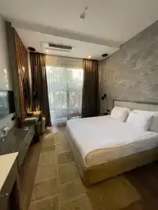 Unique Life Style - 57