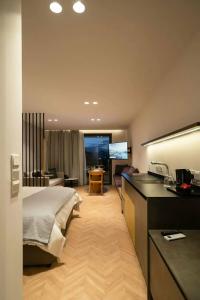 Alinea Suites Limassol Center - 34