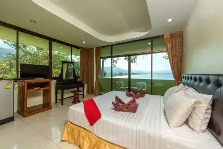 Baan Karon Hill Phuket Resort - 14