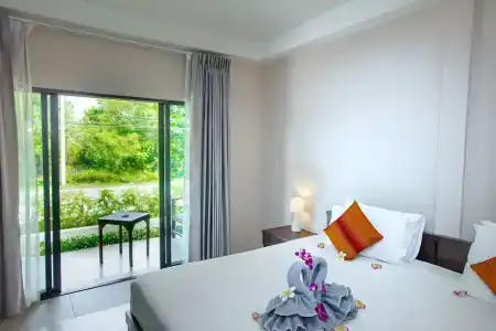 Naiharn Beach Resort - SHA Plus Extra - 15