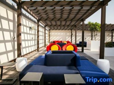 Aloft Dubai Airport - 61