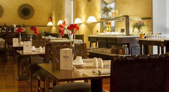 Palacio de Santa Paula, Autograph Collection - 87