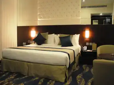 Raviz Center Point - 4