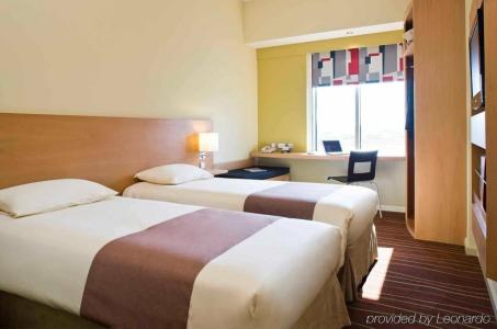 ibis Mall Avenue Dubai - 99