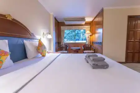 Sabai Inn - 28