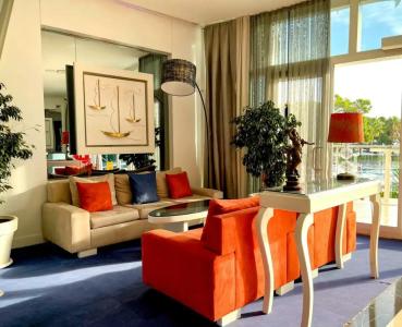 Catamaran Quality Times - 93