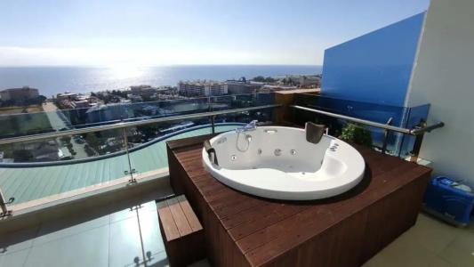 Elite Luxury Suite & Spa - 14