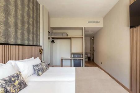Rafaelhoteles Piramides - 35