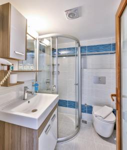 Sonne - Adults Only - 85