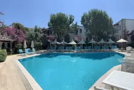 Moonshine & Suites - 60