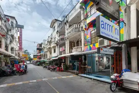 Armoni Patong Beach - 16