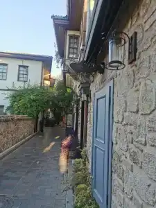 Tuvana - 83
