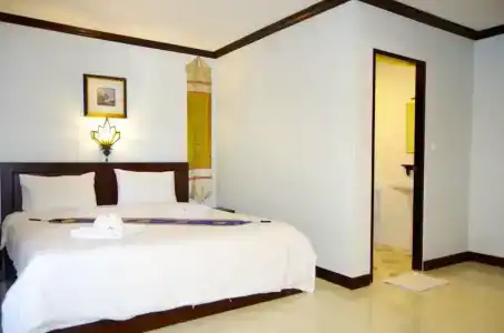 The Little Moon Residence - 45