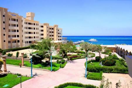 King Tut Aqua Park Beach Resort - 4
