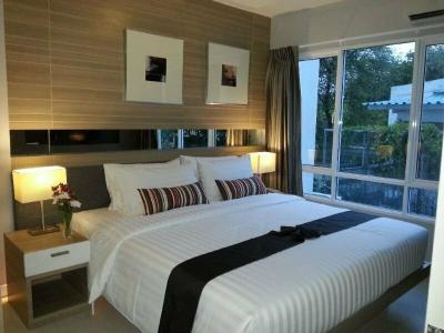 Amber Sukhumvit 85 - 44