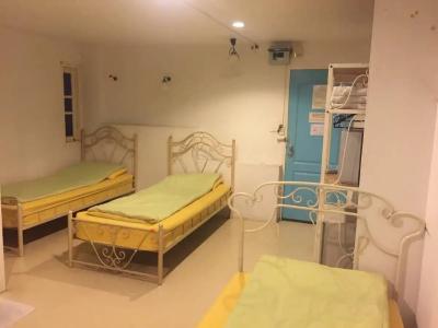 Roof View Place - 66