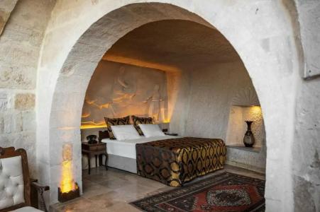 Phocas Cave Suites - 81