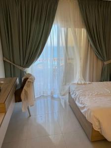 Palm Beach Resort Families and Couples only - 38