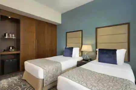 Ramada by Wyndham Abu Dhabi Corniche - 84