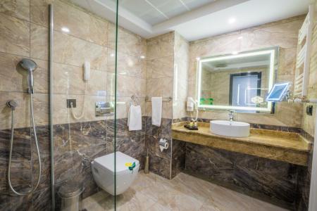 Karpalas City & Spa - 94