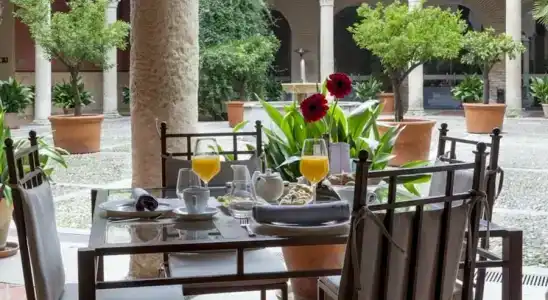 Palacio de Santa Paula, Autograph Collection - 18