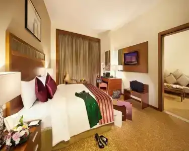 Landmark Grand - 82