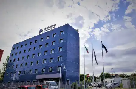 Best Western Palace Inn - 3