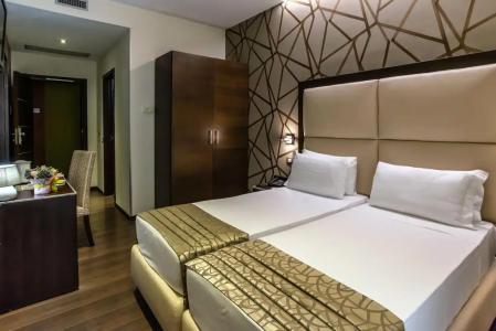 Catone District - 35