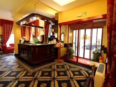 Mokinbas Baviera - 84