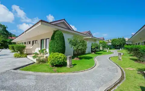 The Natural Resort - 0