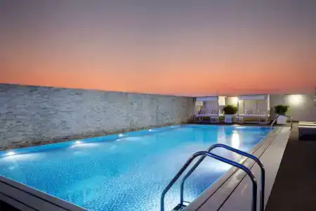 Novotel Bur Dubai - 32