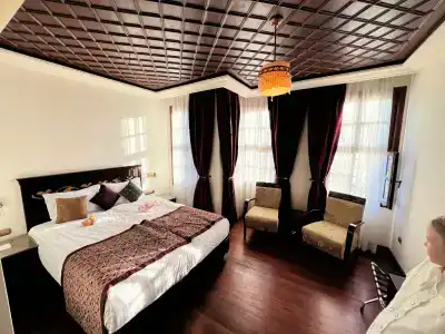 Tuvana - 93