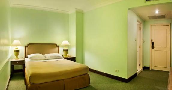 Royal Rattanakosin SHA Plus - 64