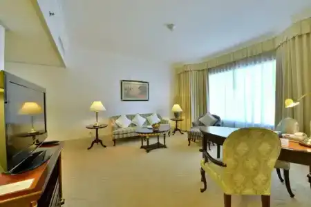 Evergreen Laurel Bangkok - 98