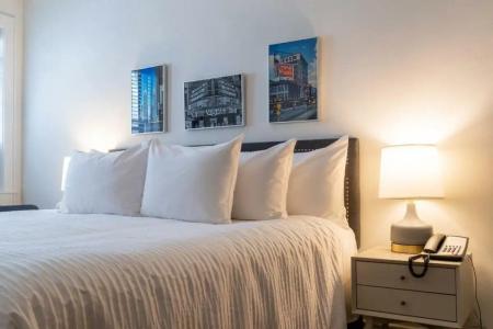 The Plaza - Milwaukee - 38