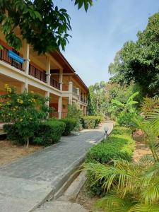 Kaibae Hut Resort - 62