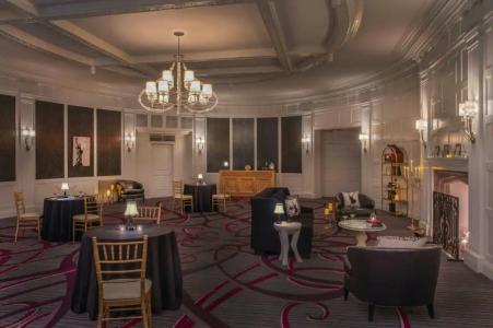 Courtyard by Marriott Boston Downtown - 56