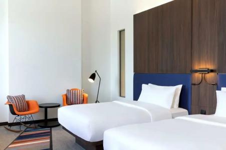 Aloft Al Mina, Dubai - 14