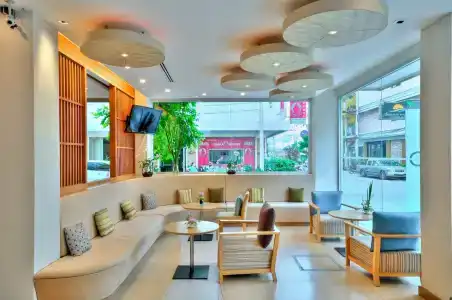 ASHLEE Plaza Patong & Spa - 4